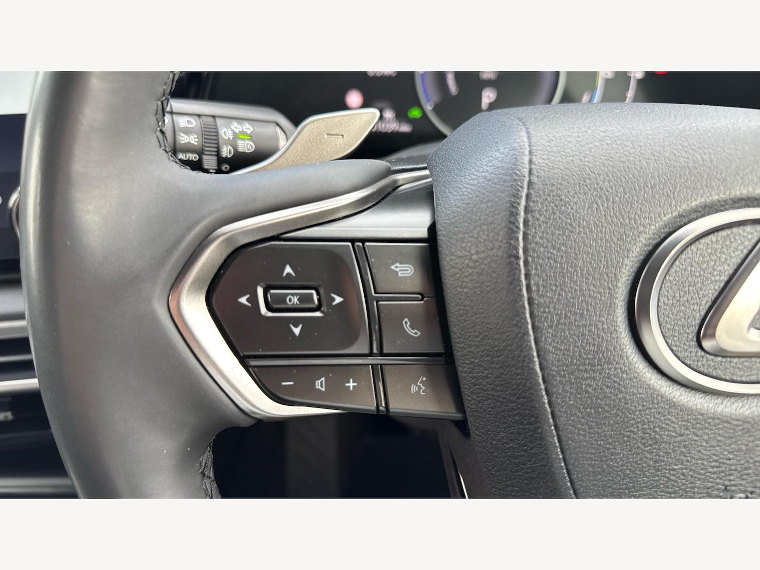 Used Lexus RX 2023 for sale - 76388357: Photo 31