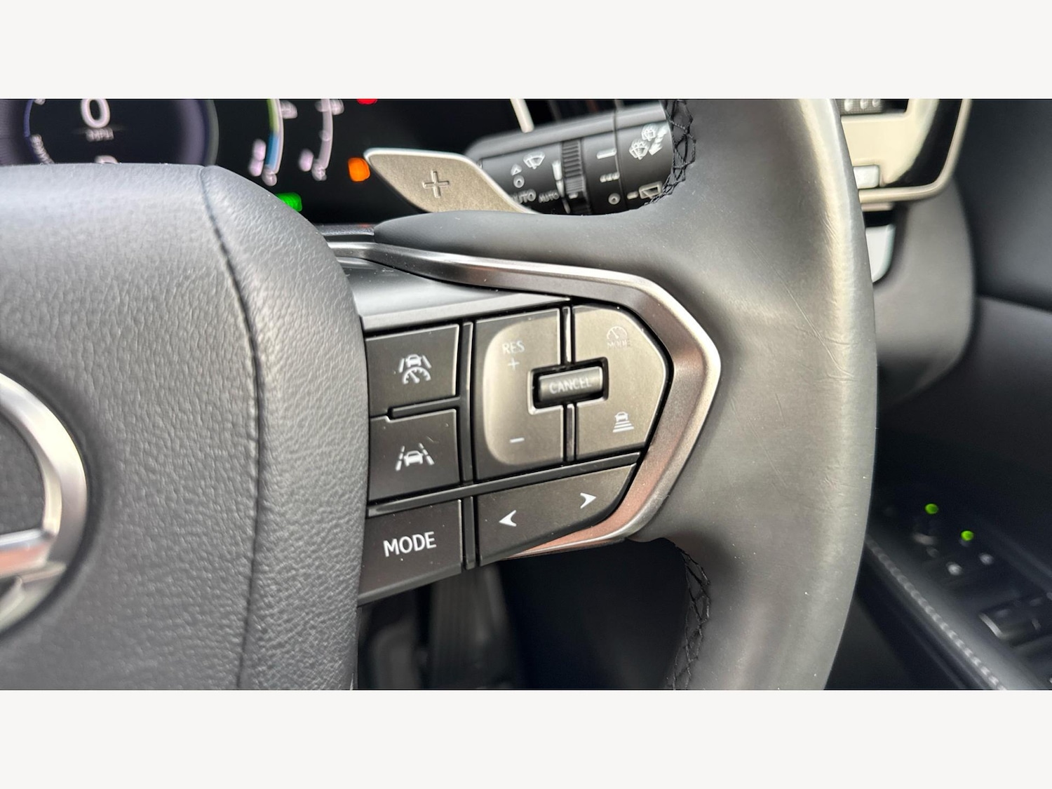 Used Lexus RX 2023 for sale - 76388357: Photo 32