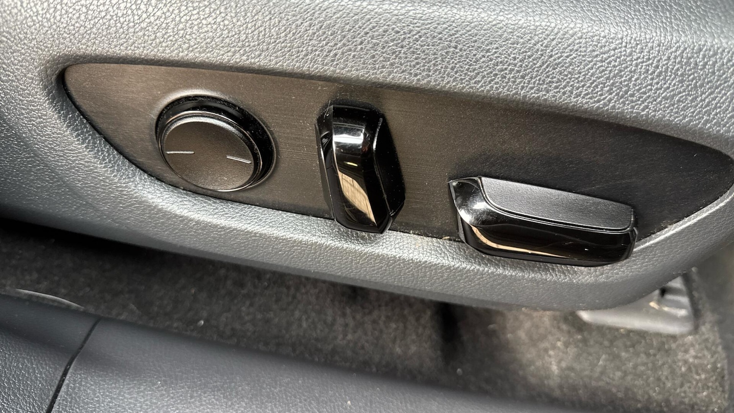 Used Lexus RX 2023 for sale - 76388357: Photo 37