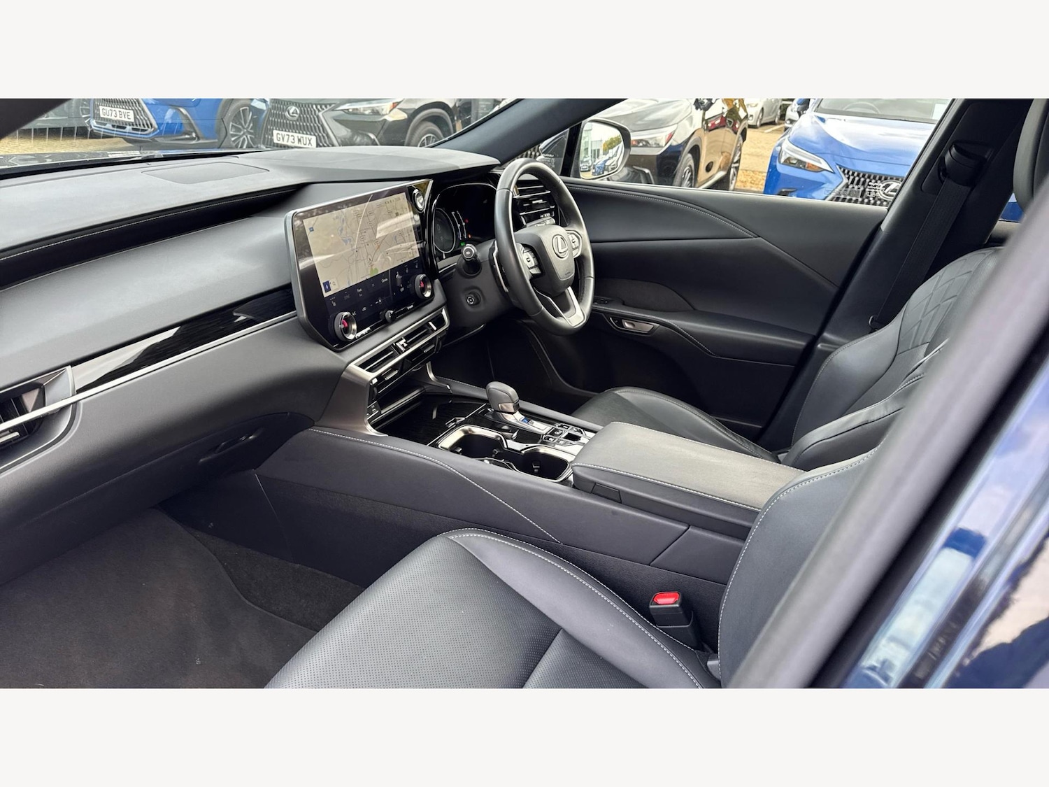 Used Lexus RX 2023 for sale - 76388357: Photo 8