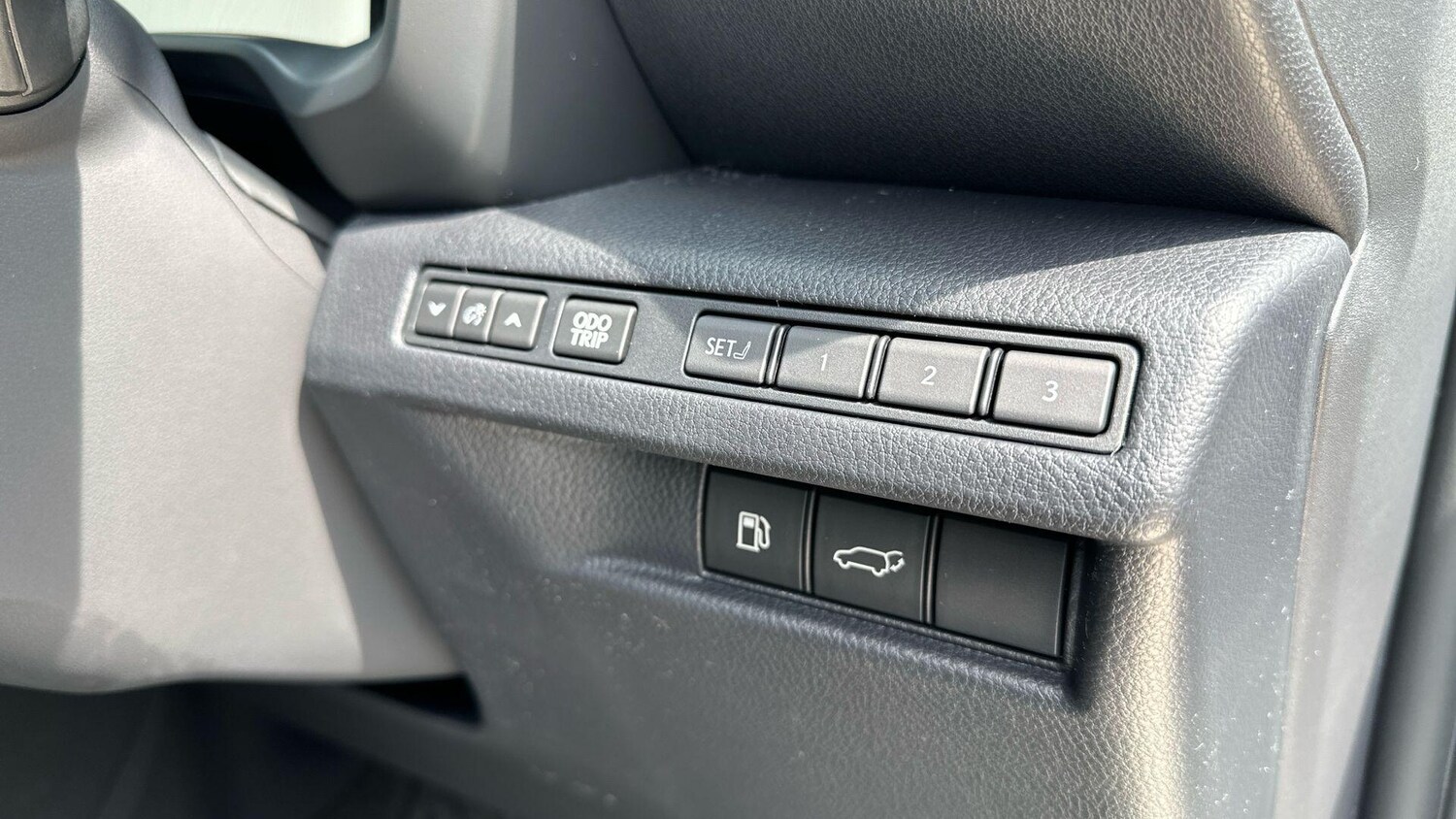 Used Lexus LBX 2025 for sale - 77202683: Photo 18