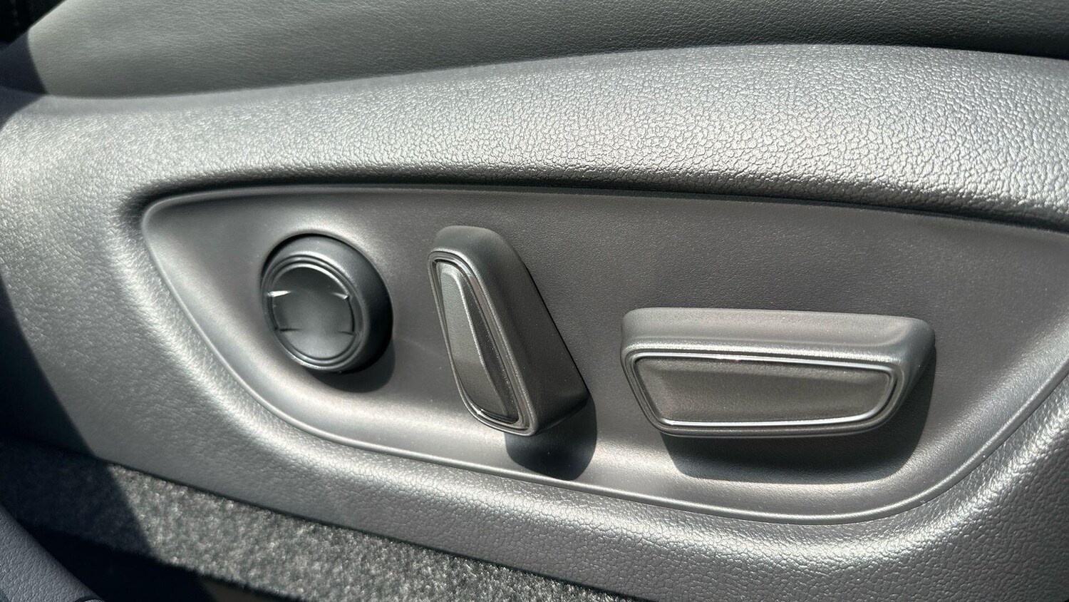 Used Lexus LBX 2025 for sale - 77202683: Photo 19