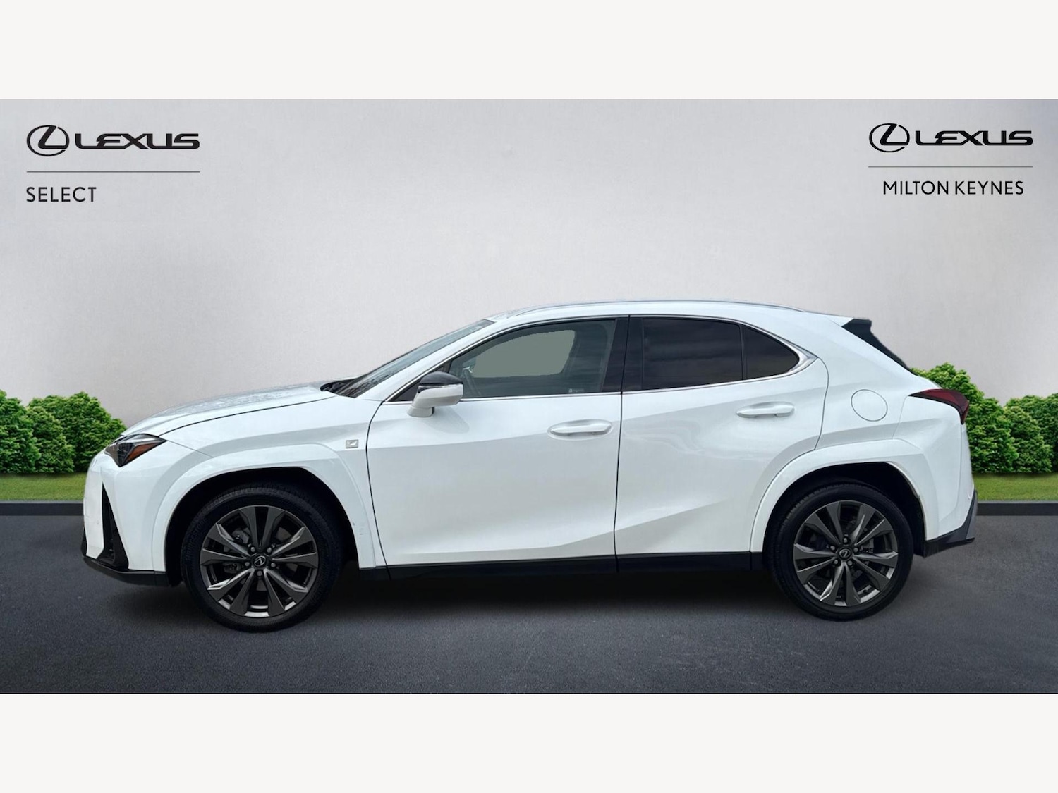 Used Lexus UX 2024 for sale - 76620189: Photo 3