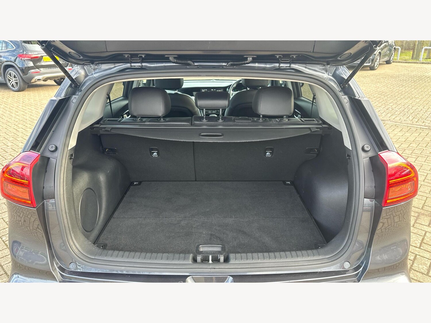 Used Kia Niro 2019 for sale - 77238072: Photo 17