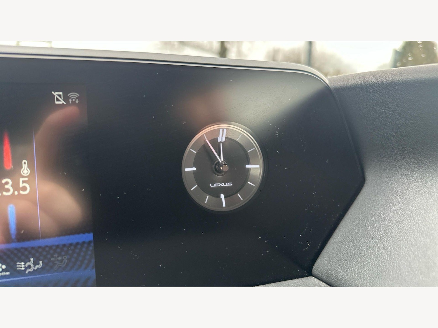 Used Lexus UX 2023 for sale - 77484624: Photo 27