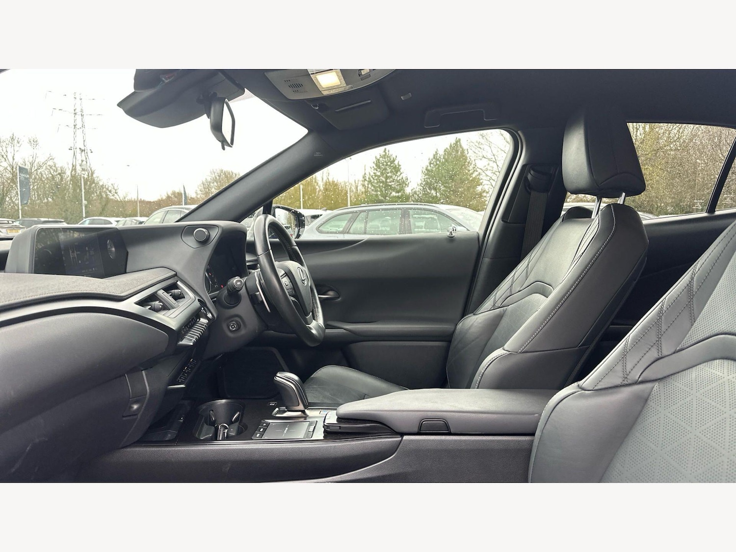 Used Lexus UX 2023 for sale - 77484624: Photo 8