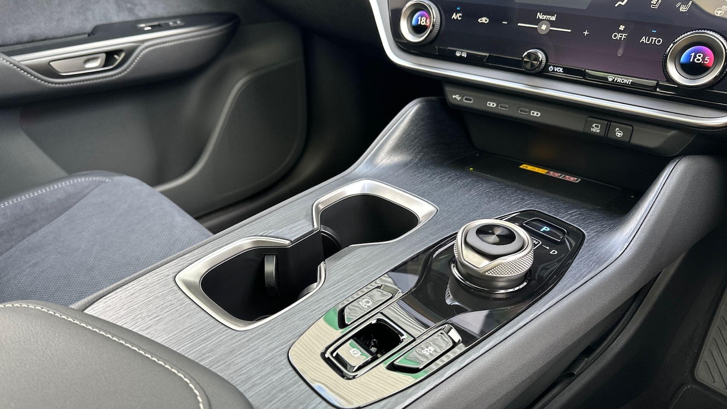 Used Lexus RZ 2025 for sale - 77202439: Photo 10