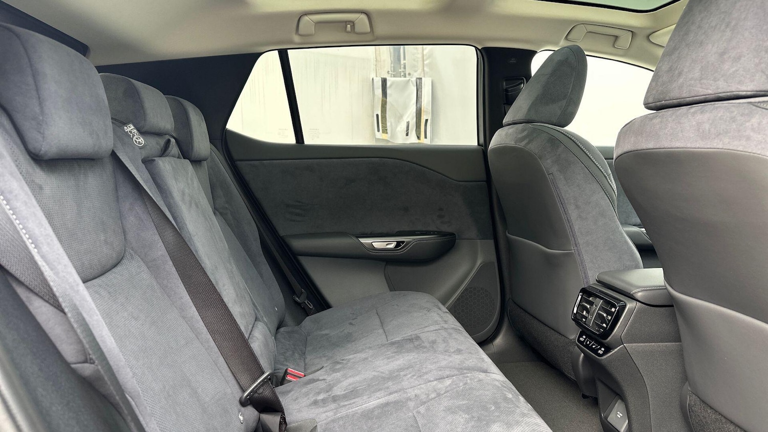 Used Lexus RZ 2025 for sale - 77202439: Photo 12