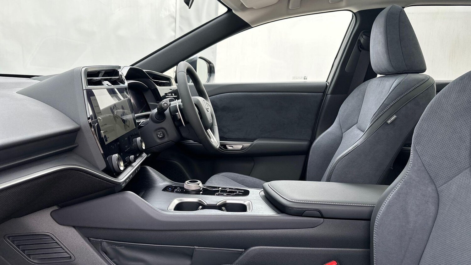 Used Lexus RZ 2025 for sale - 77202439: Photo 26