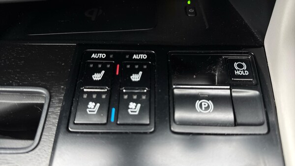 Used Lexus RX 2022 for sale - 76000600: Photo 31