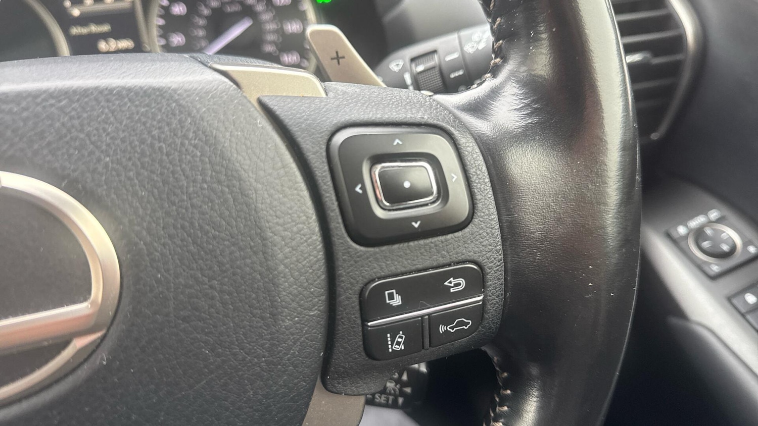 Used Lexus NX 2019 for sale - 77977702: Photo 35