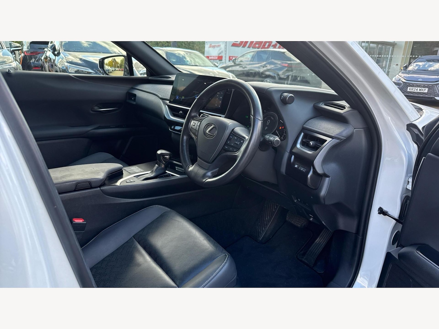 Used Lexus UX 2022 for sale - 75927718: Photo 15