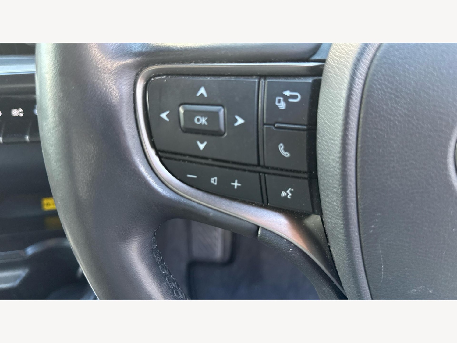 Used Lexus UX 2022 for sale - 75927718: Photo 30