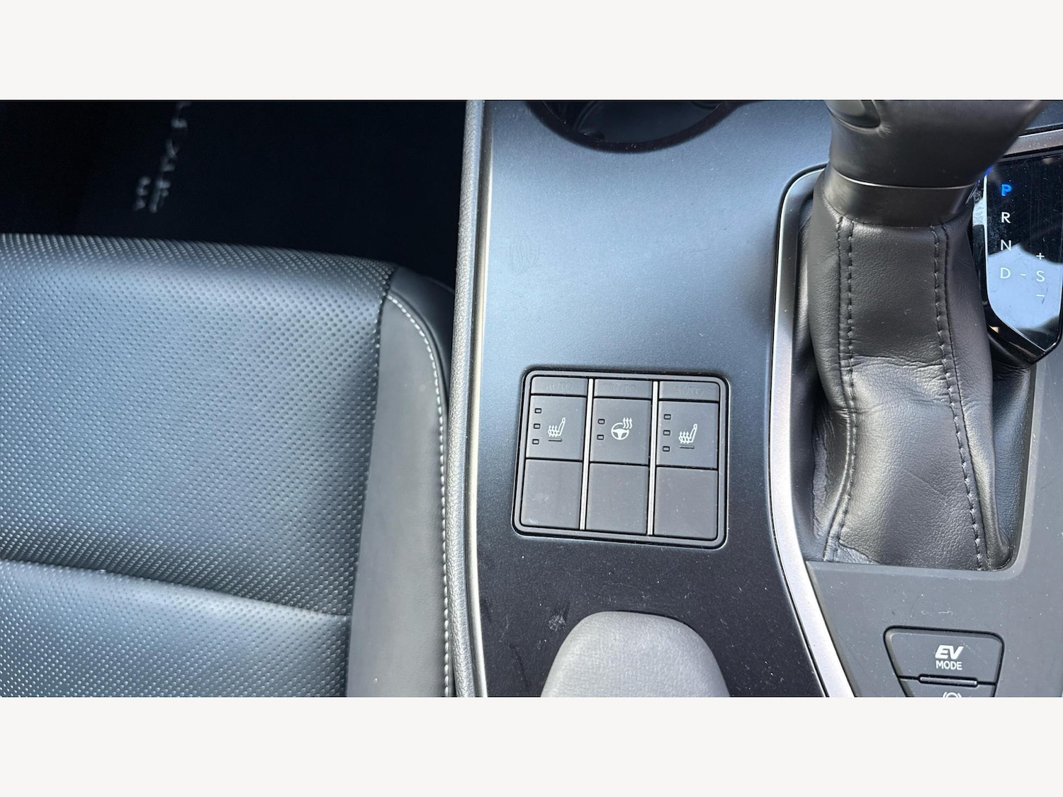 Used Lexus UX 2022 for sale - 75927718: Photo 31