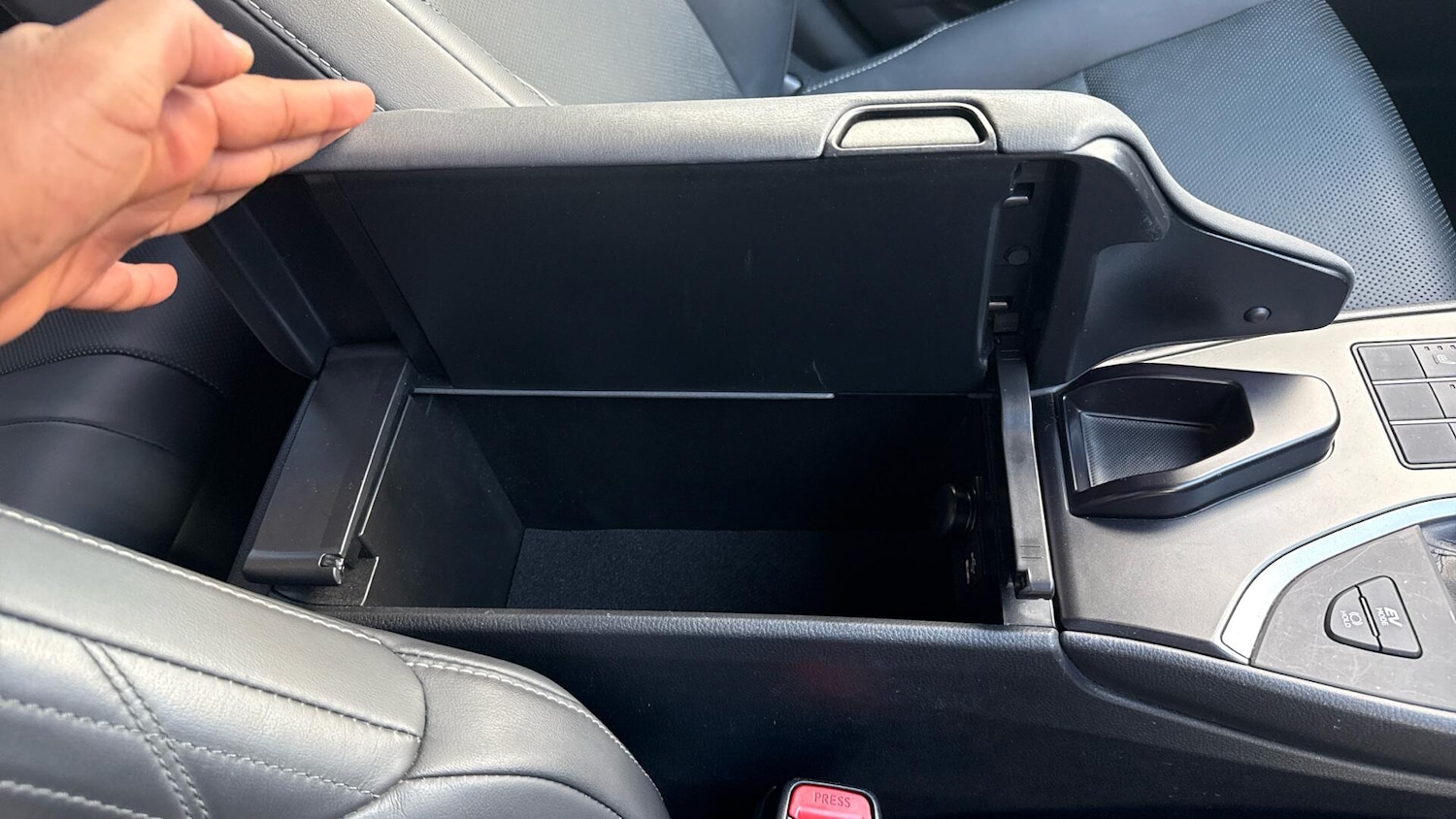 Used Lexus UX 2022 for sale - 75927718: Photo 34