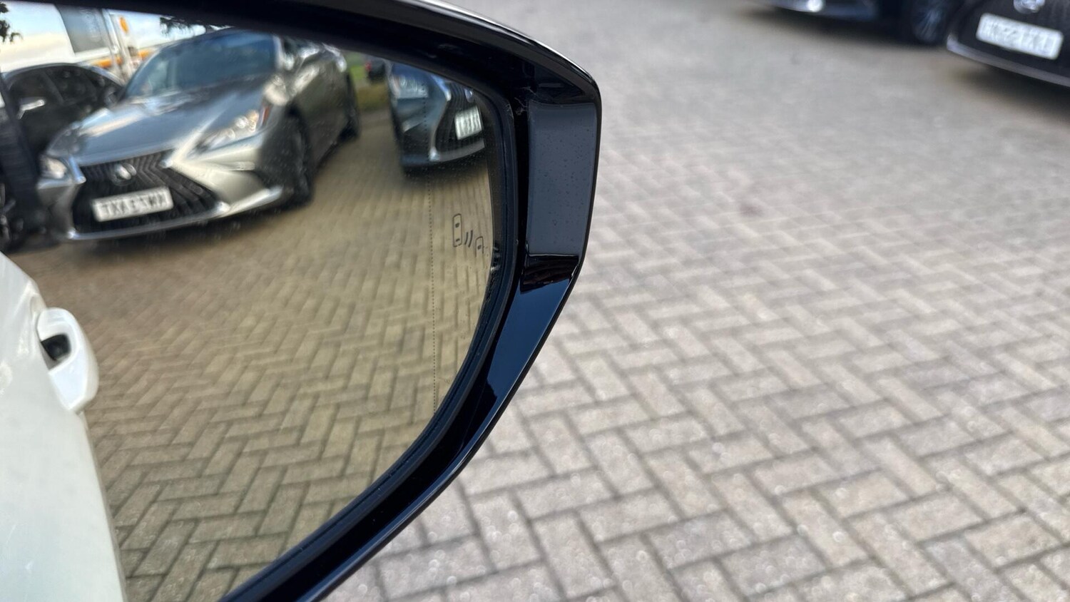 Used Lexus UX 2022 for sale - 75927718: Photo 40