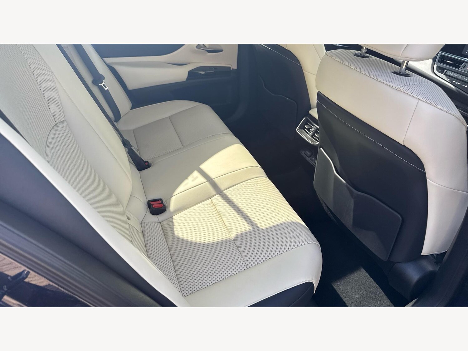 Used Lexus ES 2022 for sale - 75808545: Photo 11
