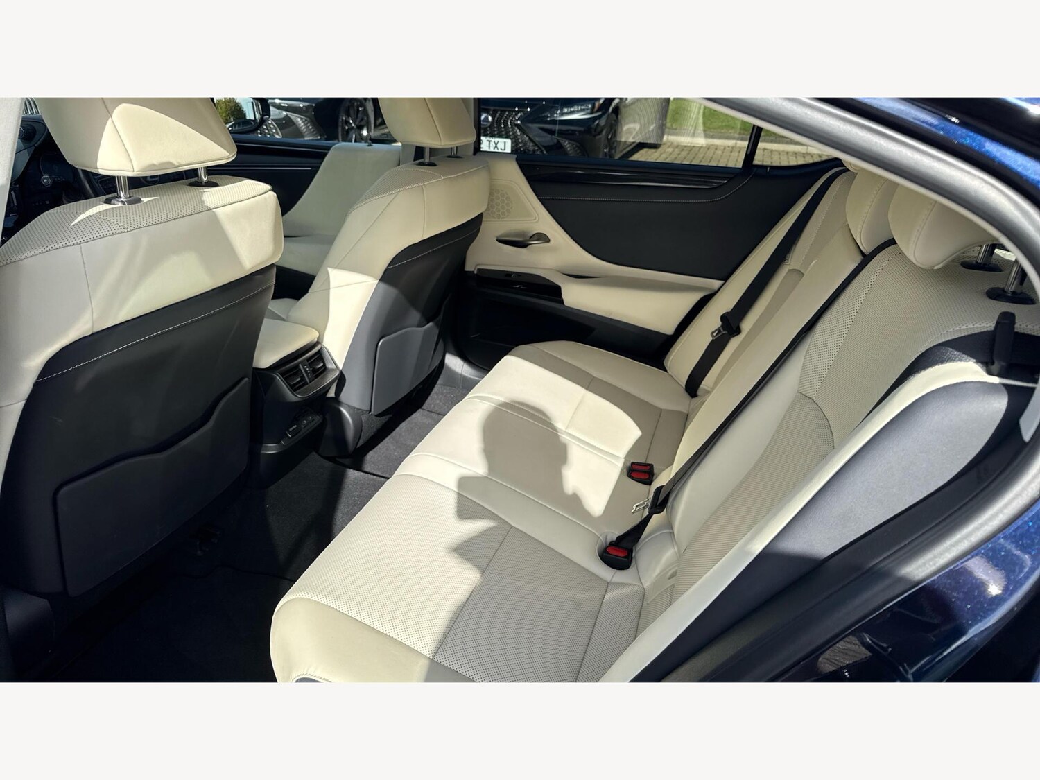 Used Lexus ES 2022 for sale - 75808545: Photo 16