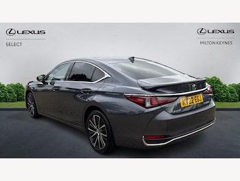 Used Lexus ES 2022 for sale - 76084956: Photo 2