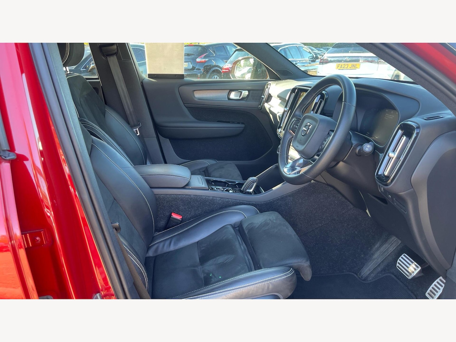 Used Volvo XC40 2021 for sale - 75965391: Photo 15