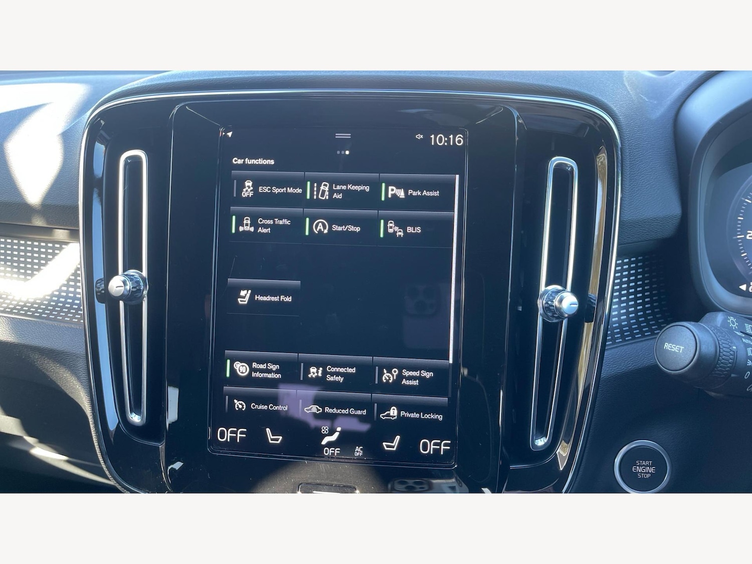 Used Volvo XC40 2021 for sale - 75965391: Photo 22