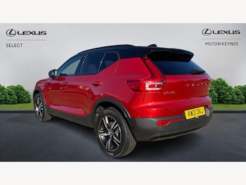 Used Volvo XC40 2021 for sale - 75965391: Photo 2