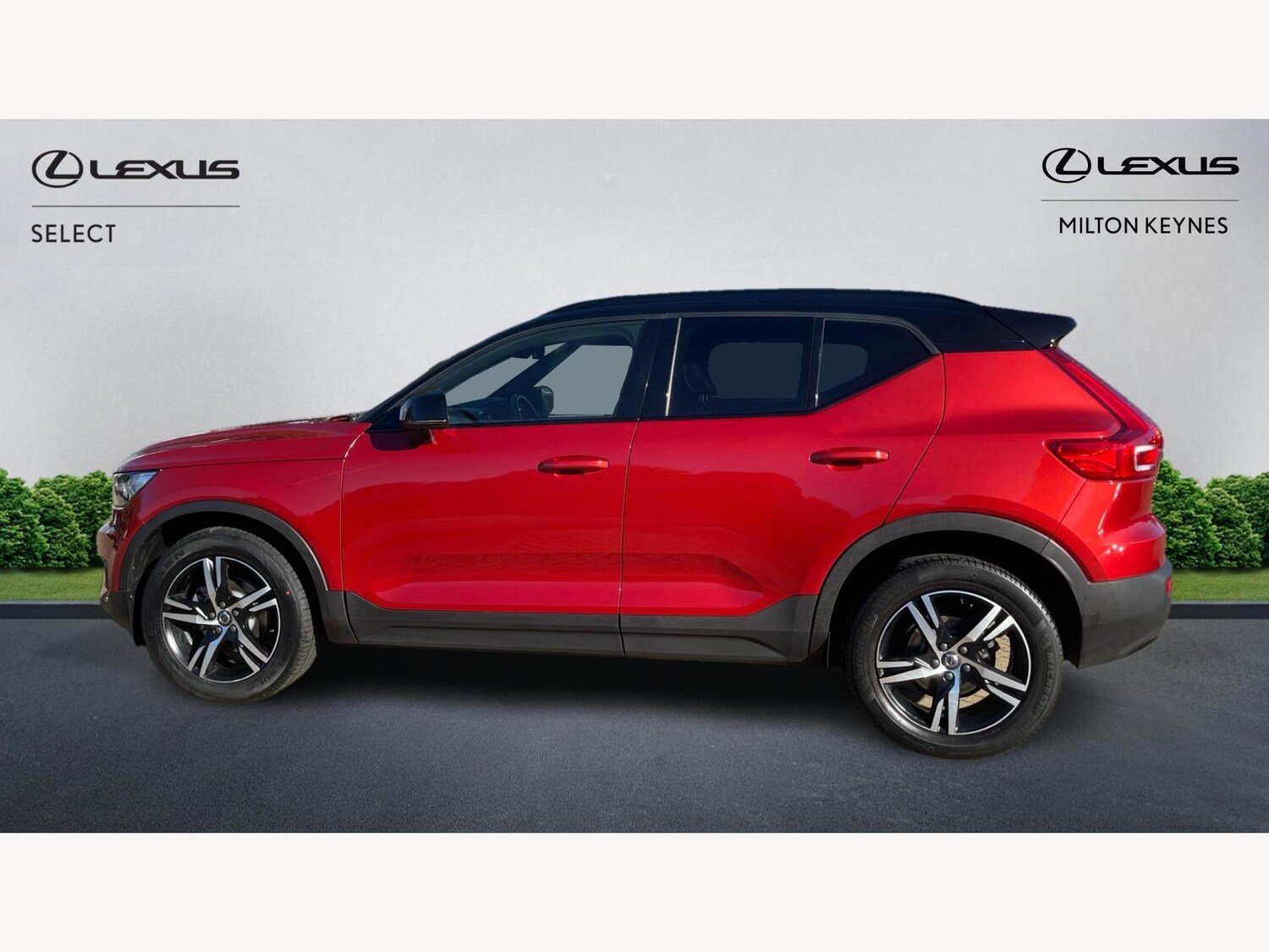 Used Volvo XC40 2021 for sale - 75965391: Photo 3