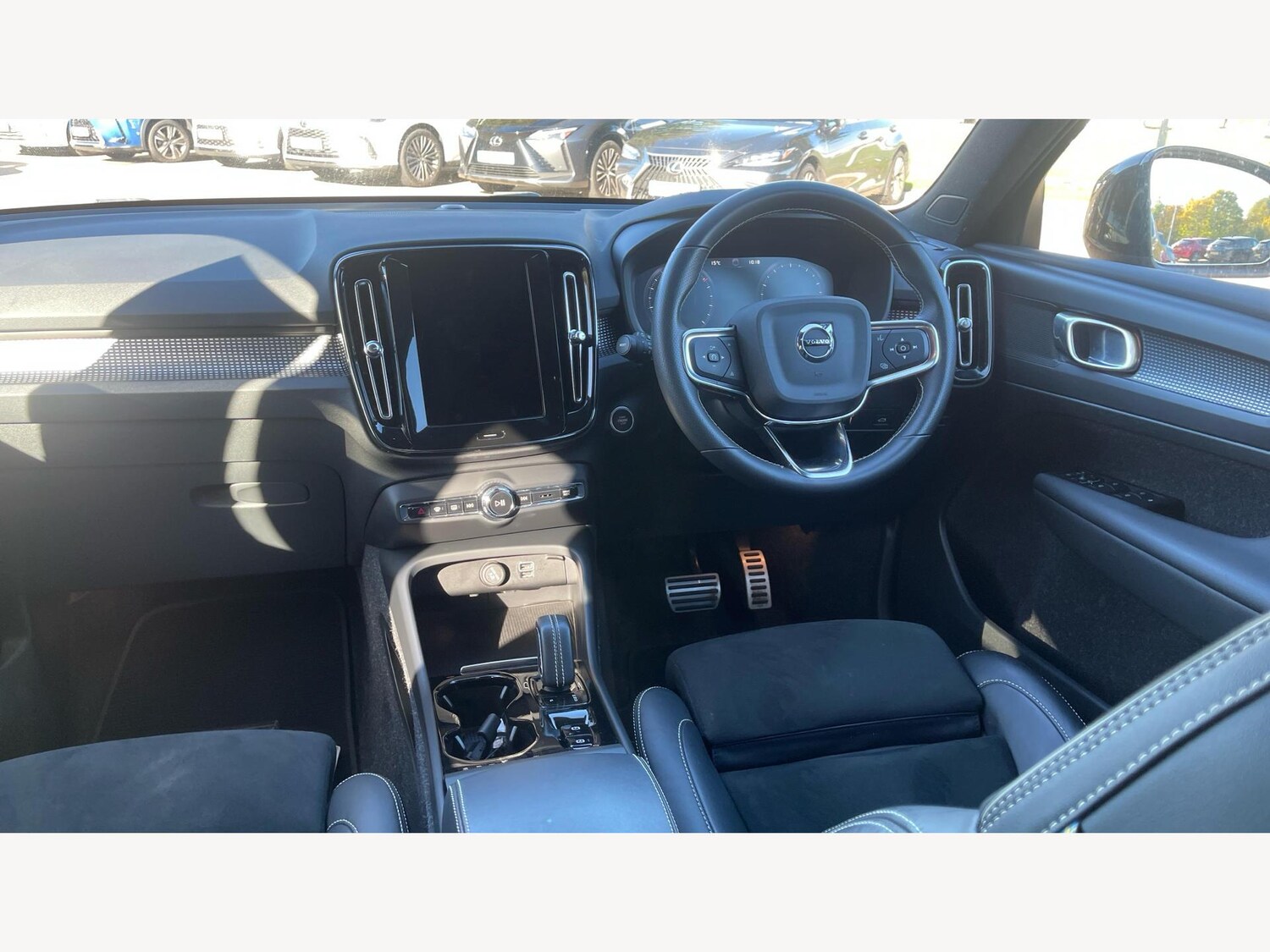 Used Volvo XC40 2021 for sale - 75965391: Photo 9