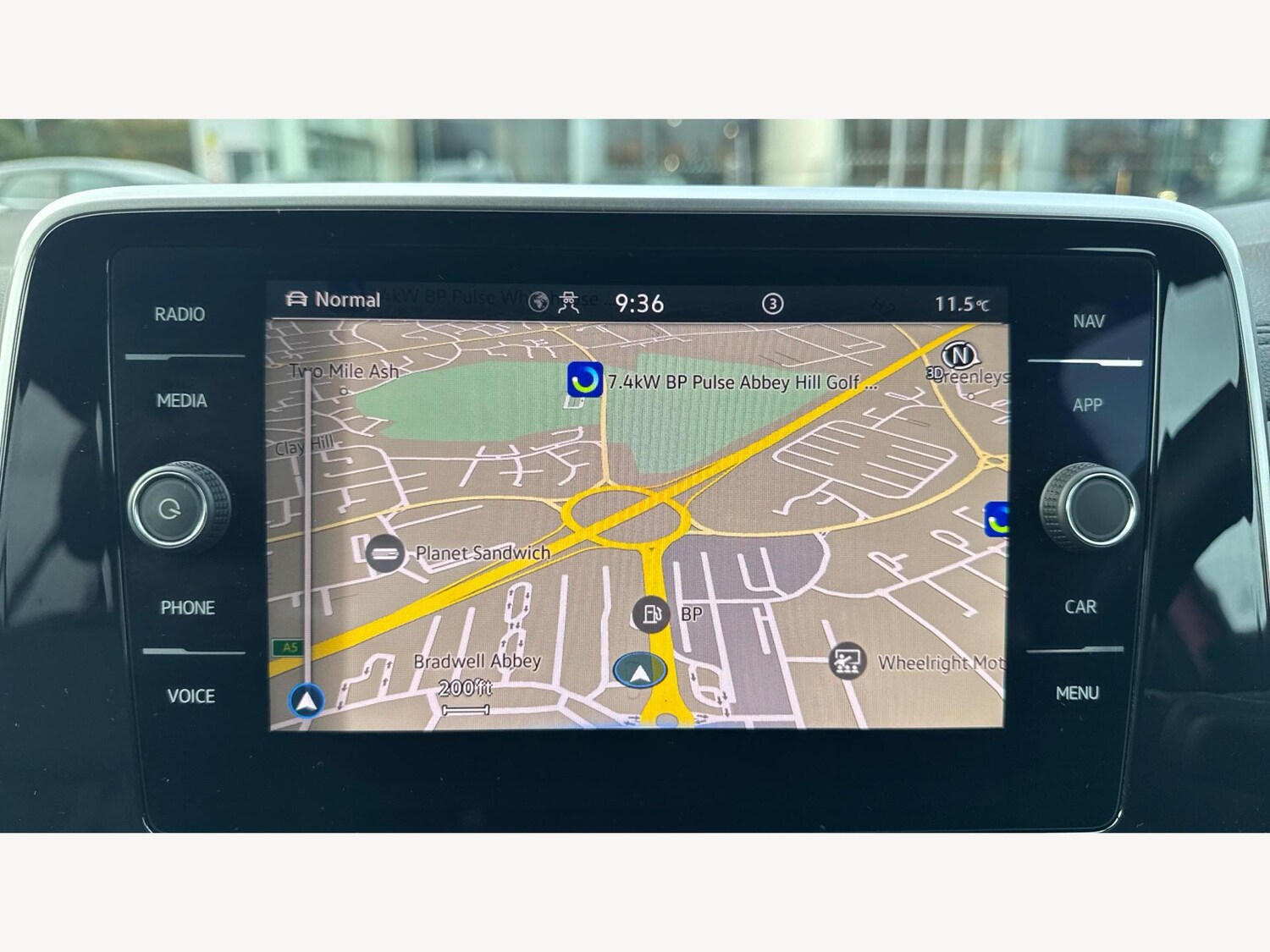 Used Volkswagen T-Roc 2023 for sale - 76550158: Photo 12