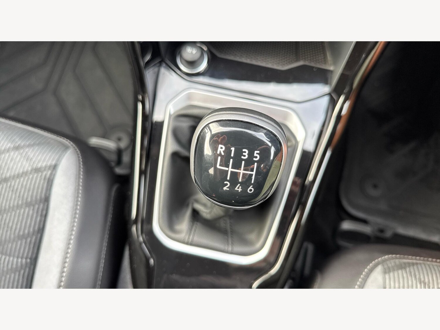 Used Volkswagen T-Roc 2023 for sale - 76550158: Photo 30