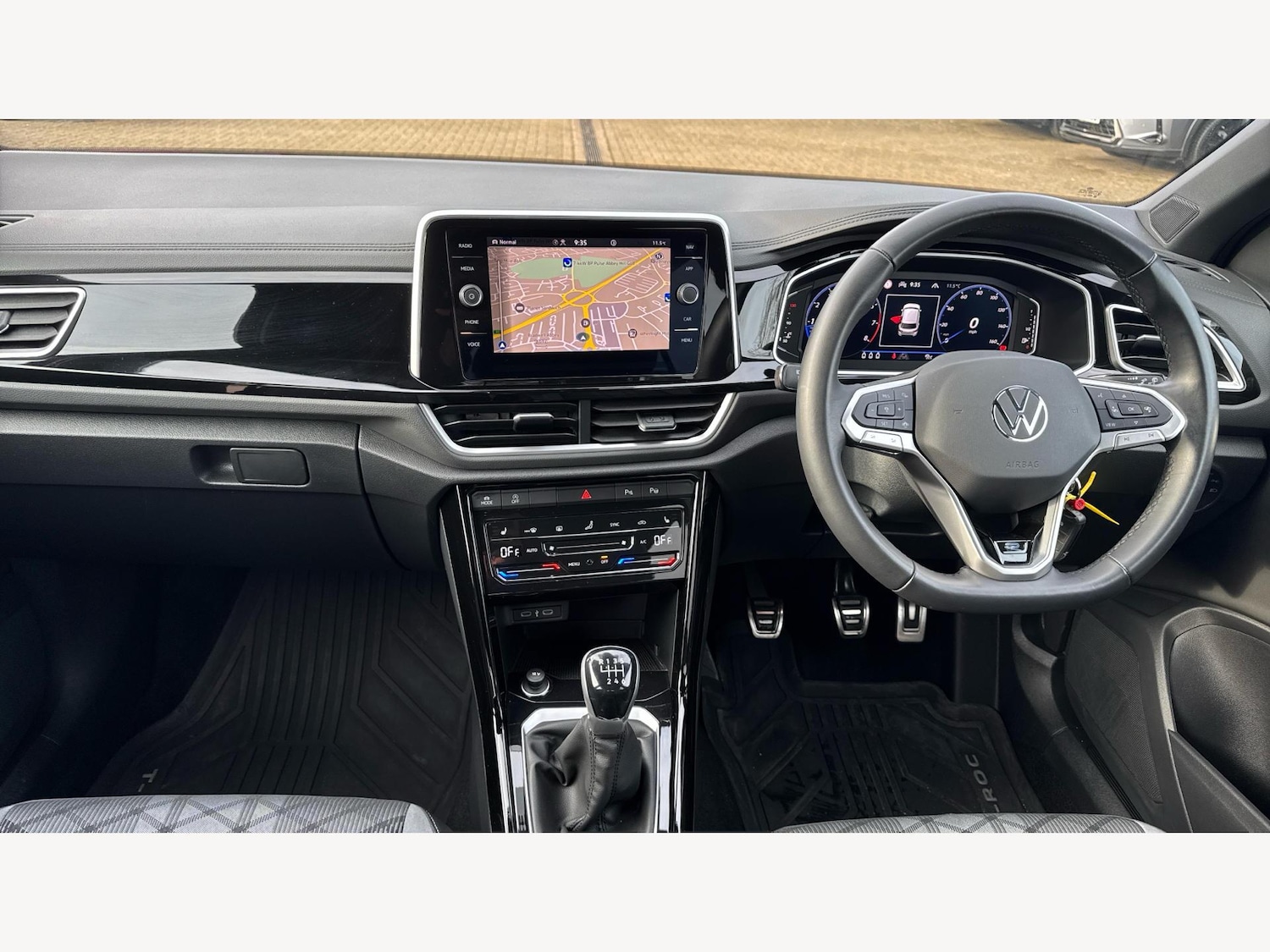 Used Volkswagen T-Roc 2023 for sale - 76550158: Photo 9