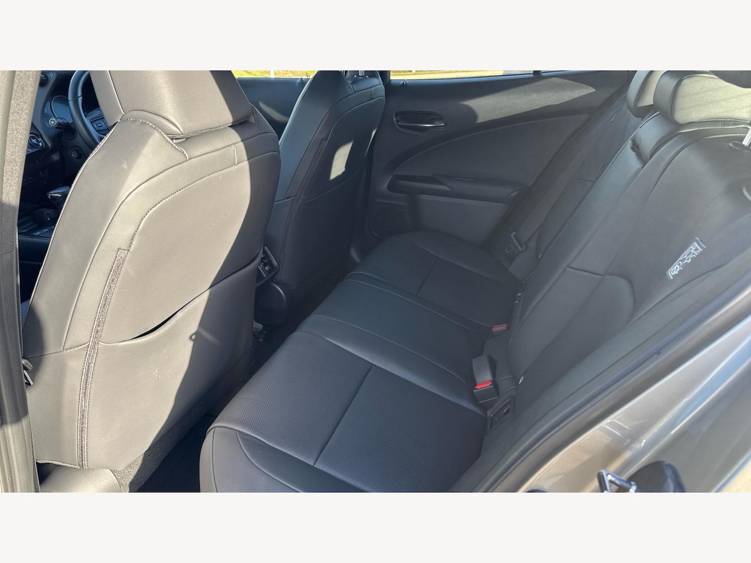 Used Lexus UX 2022 for sale - 77109142: Photo 16