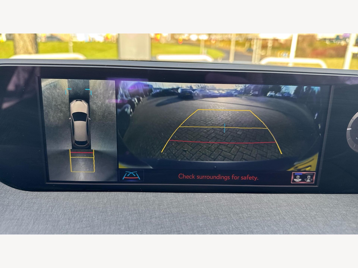 Used Lexus UX 2022 for sale - 77109142: Photo 26