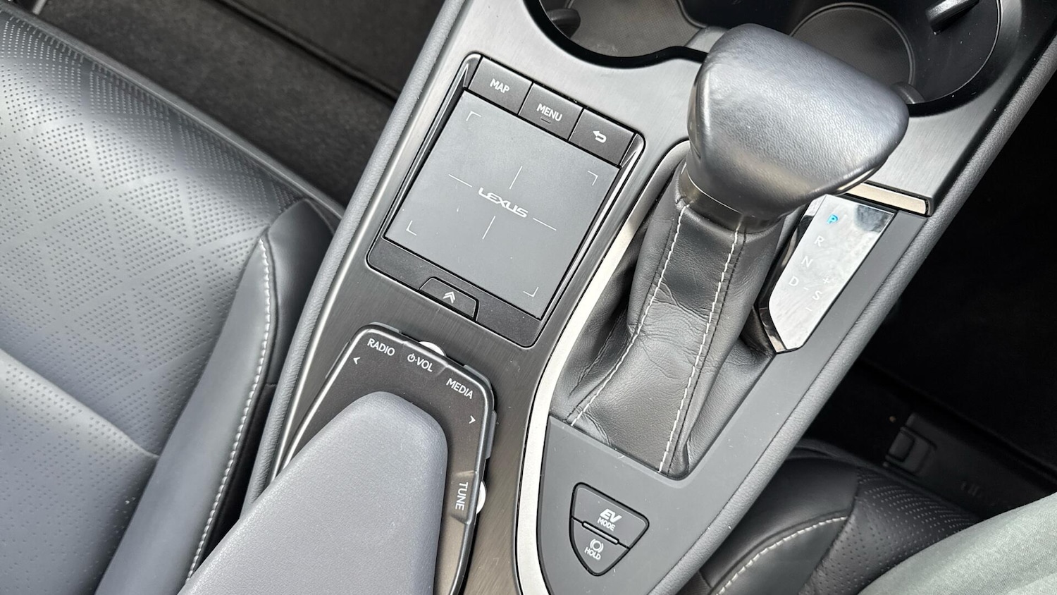 Used Lexus UX 2022 for sale - 77109142: Photo 32