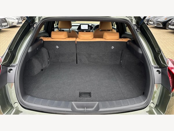 Used Lexus UX 2023 for sale - 76109618: Photo 17