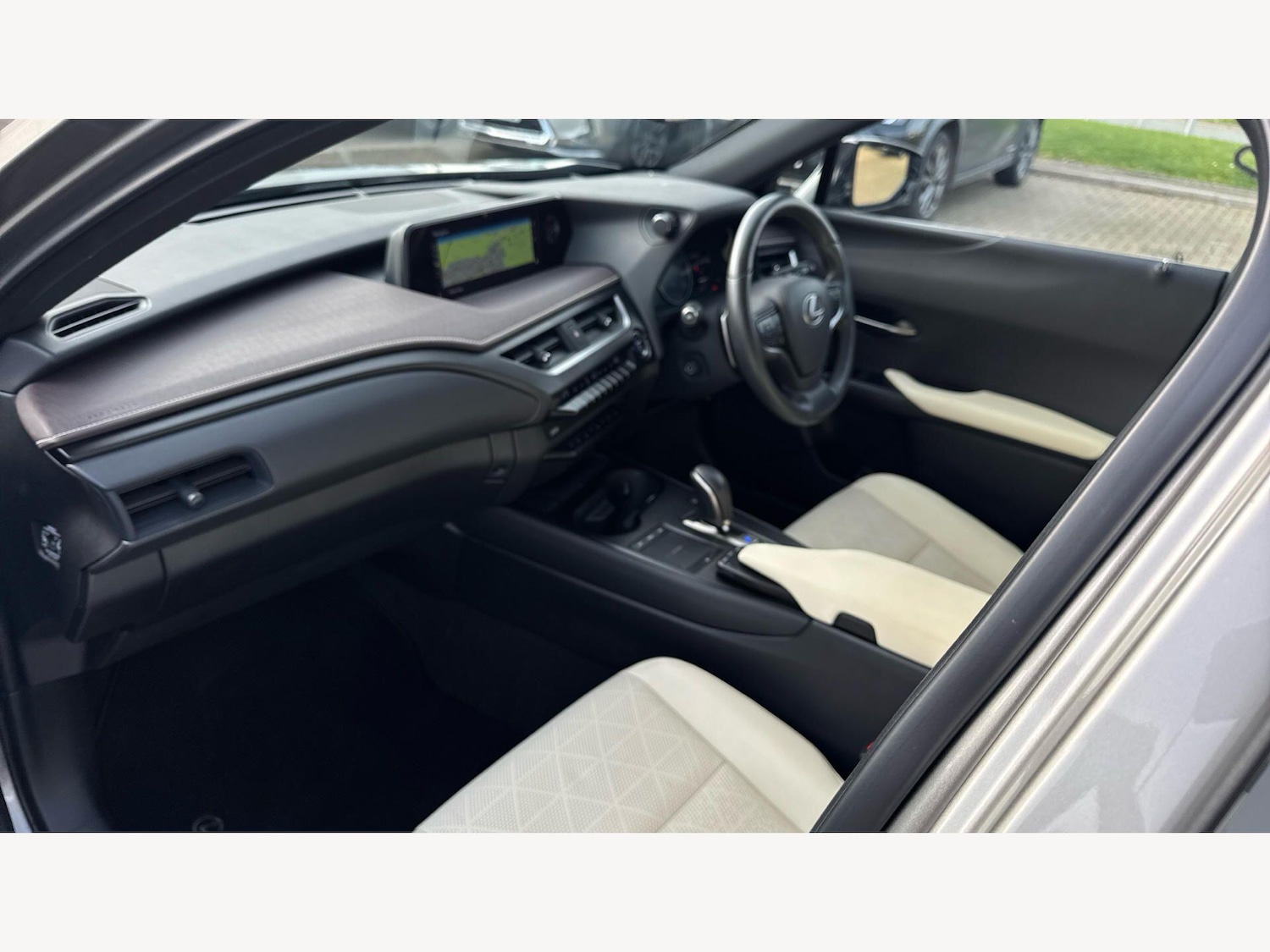 Used Lexus UX 2021 for sale - 77793358: Photo 8