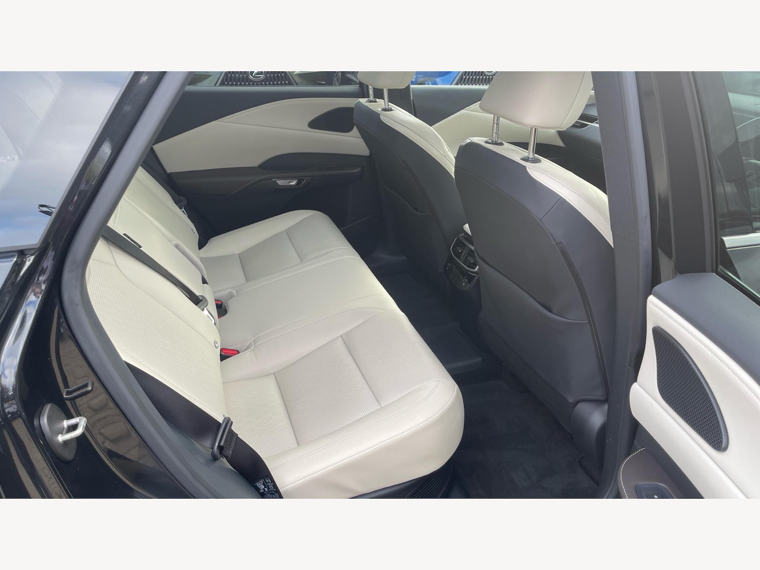 Used Lexus RX 2023 for sale - 76336954: Photo 11