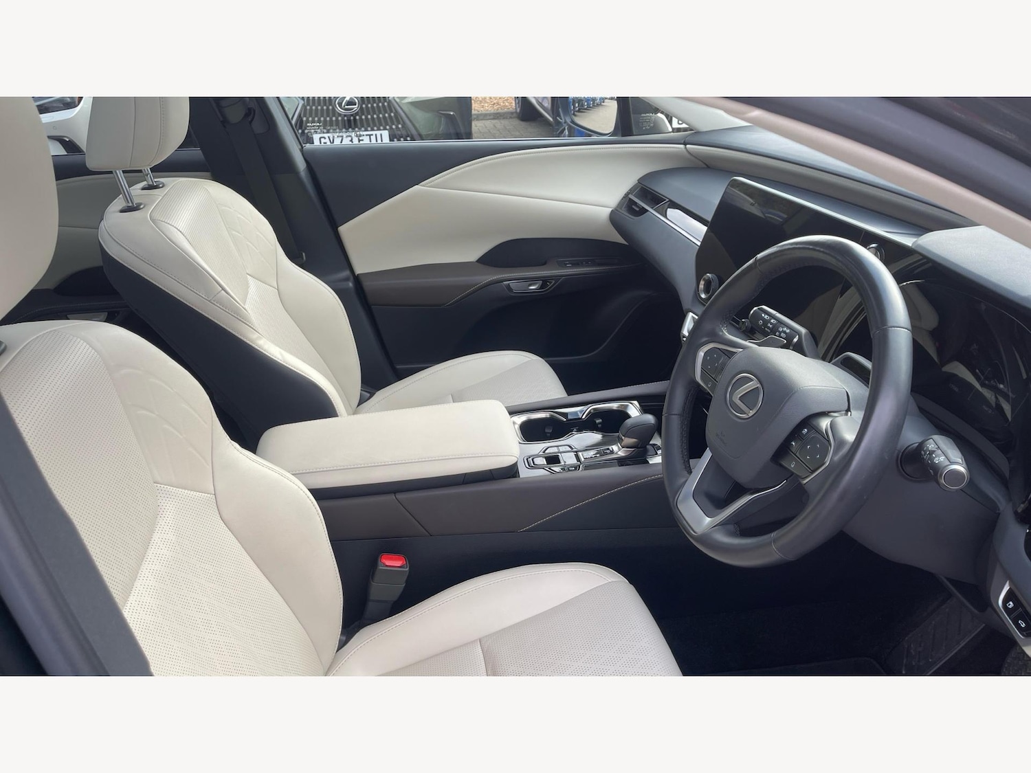 Used Lexus RX 2023 for sale - 76336954: Photo 15