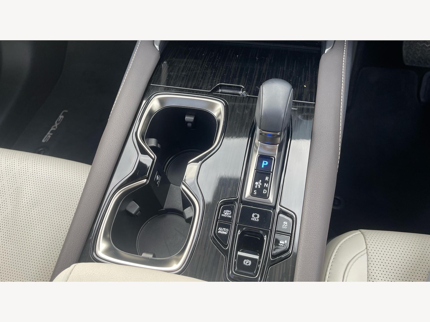 Used Lexus RX 2023 for sale - 76336954: Photo 29