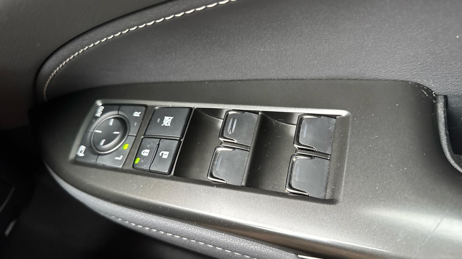 Used Lexus NX for sale - 77587105: Photo 35