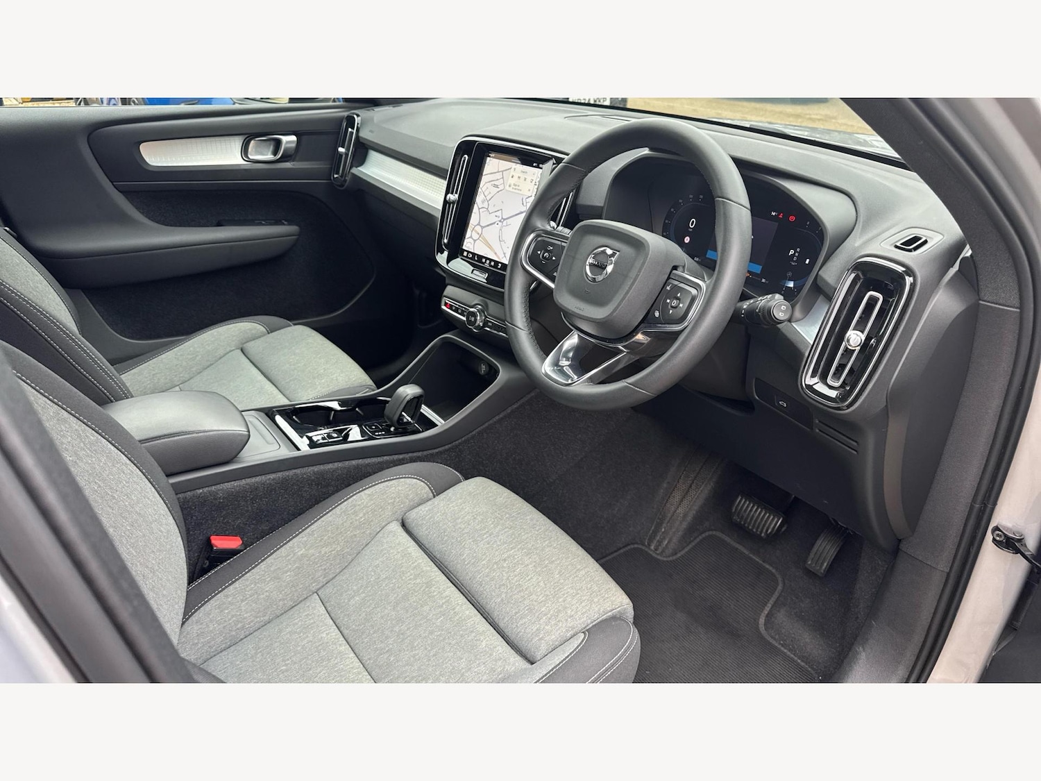 Used Volvo XC40 2023 for sale - 76326659: Photo 15