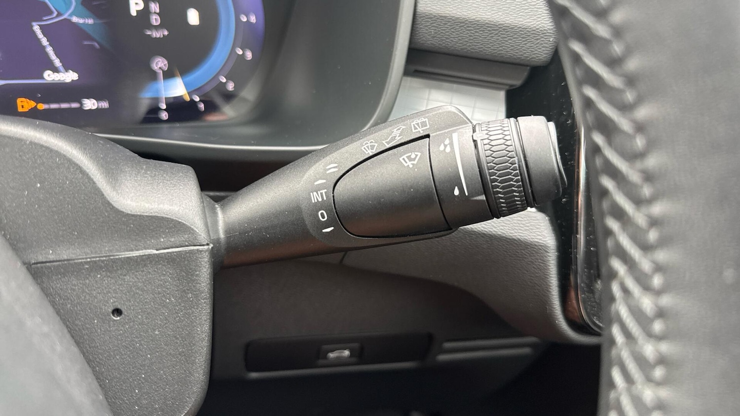 Used Volvo XC40 2023 for sale - 76326659: Photo 33
