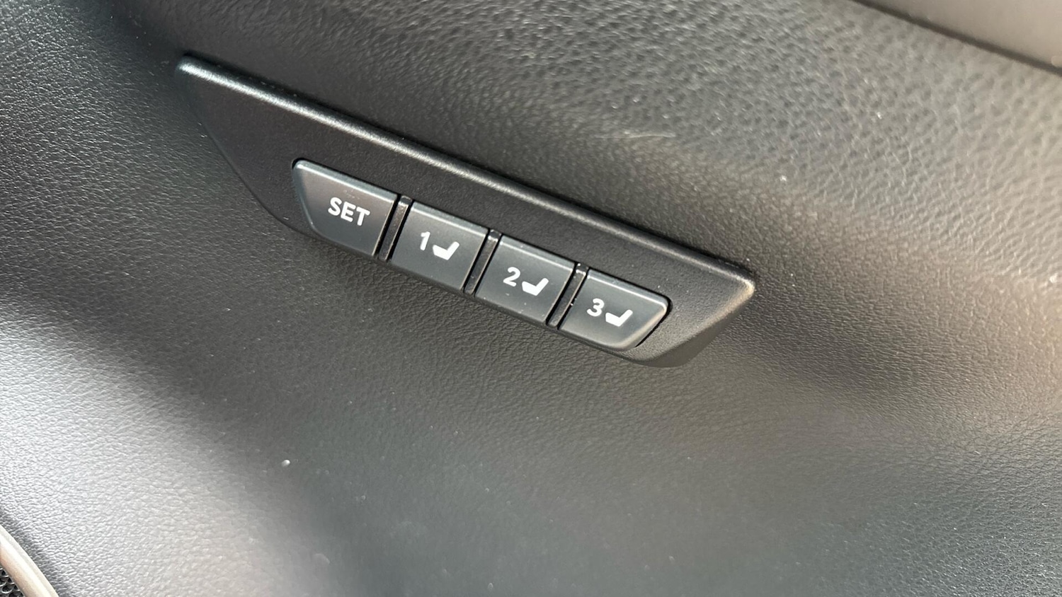 Used Lexus NX 2019 for sale - 76572333: Photo 41