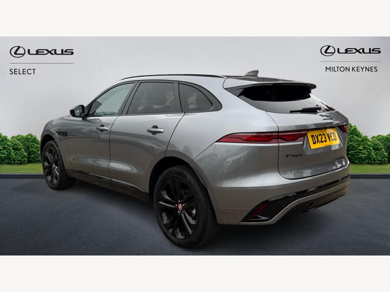 Used Jaguar F-Pace 2023 for sale - 76269980: Photo 2