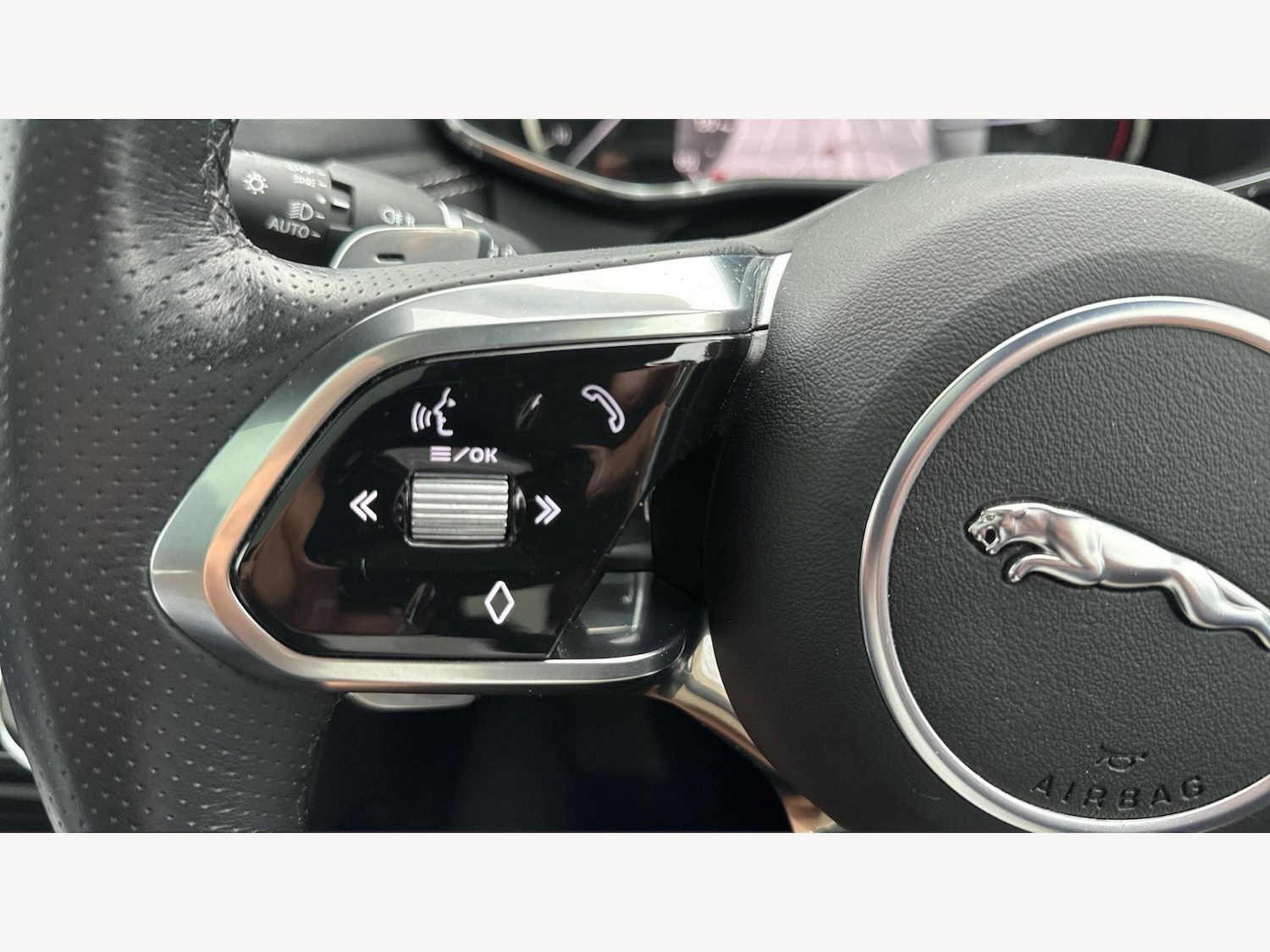 Used Jaguar F-Pace 2023 for sale - 76269980: Photo 31