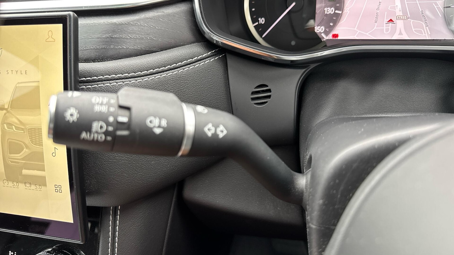 Used Jaguar F-Pace 2023 for sale - 76269980: Photo 33