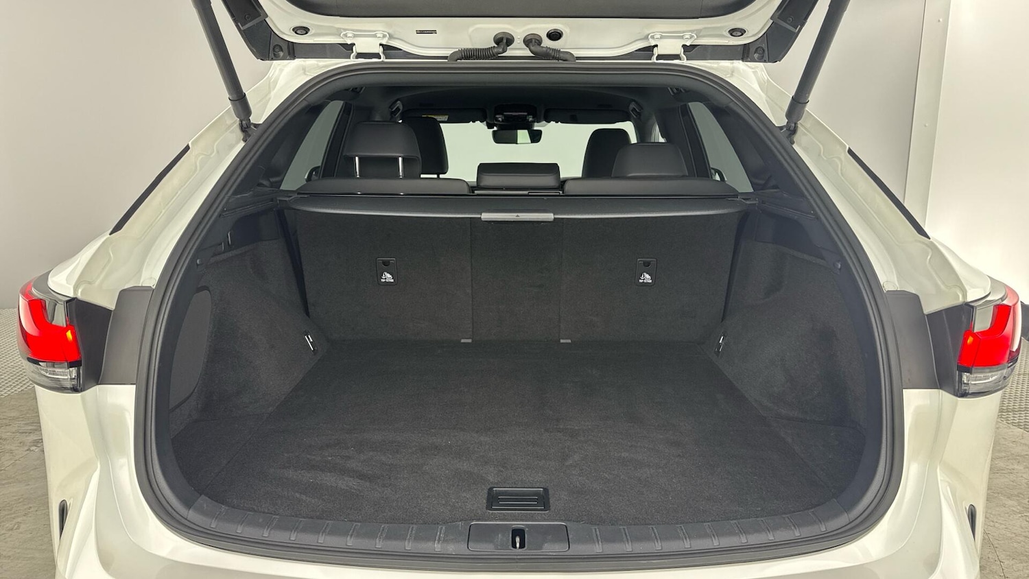 Used Lexus RX 2023 for sale - 77081919: Photo 15