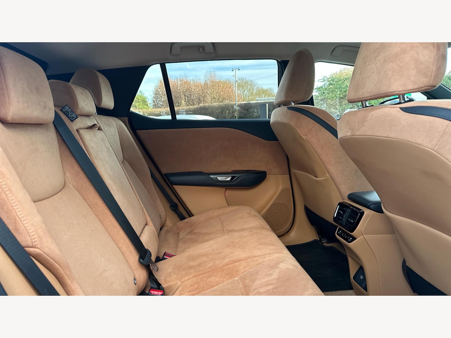 Used Lexus RZ 2023 for sale - 77646409: Photo 11