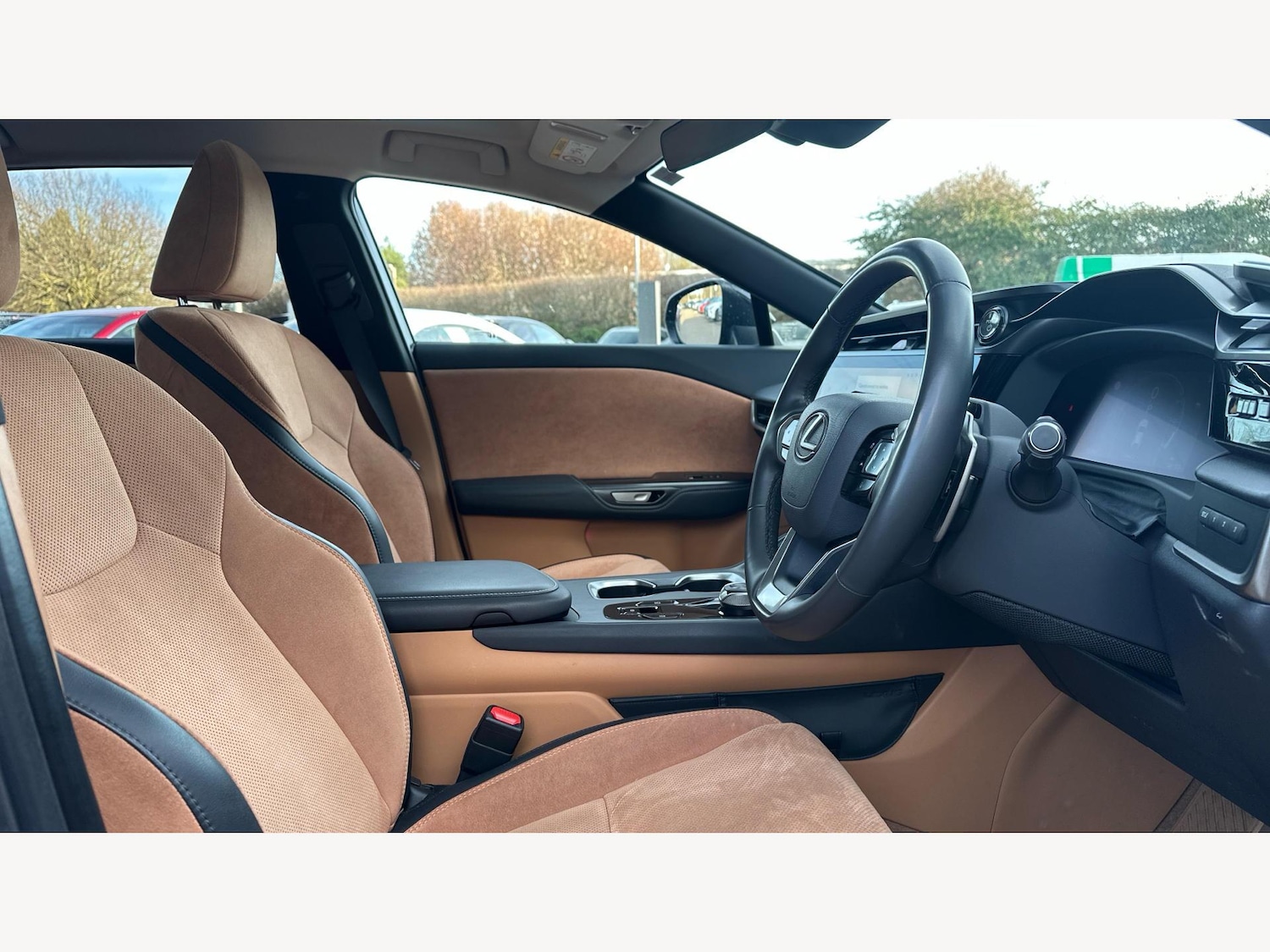 Used Lexus RZ 2023 for sale - 77646409: Photo 15