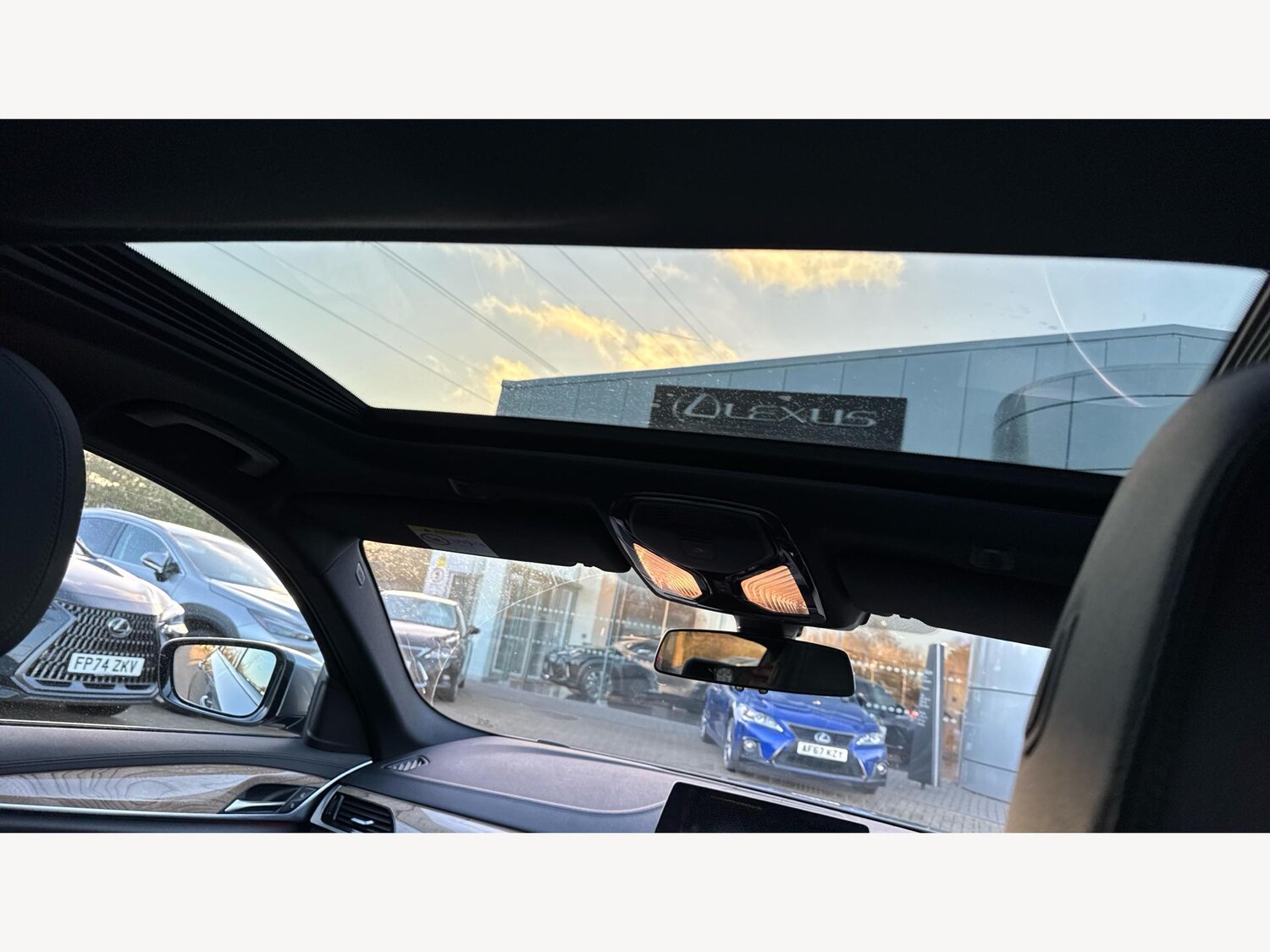 Used BMW 5 Series 2018 for sale - 77016722: Photo 28